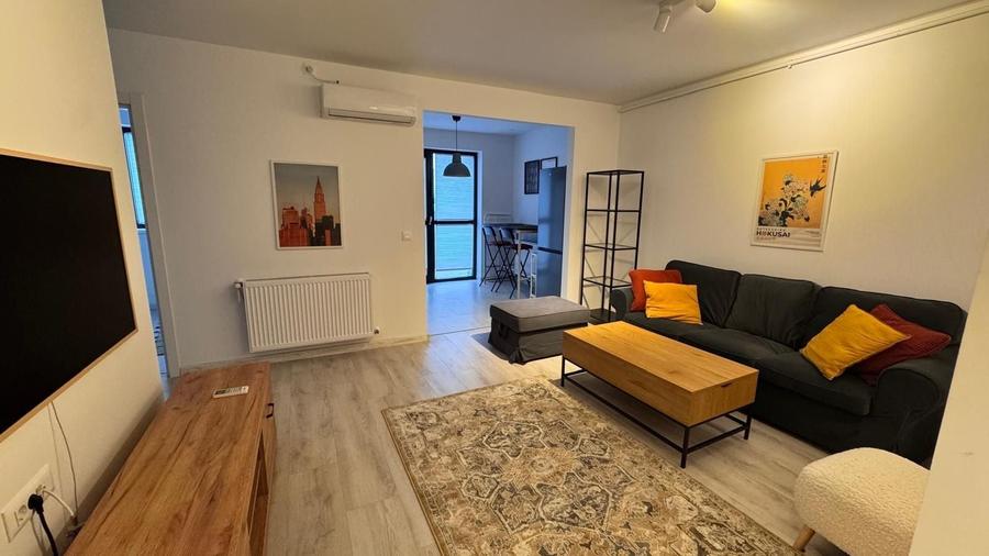Apartament cu 3 camere, mobilat în Theodor Pallady