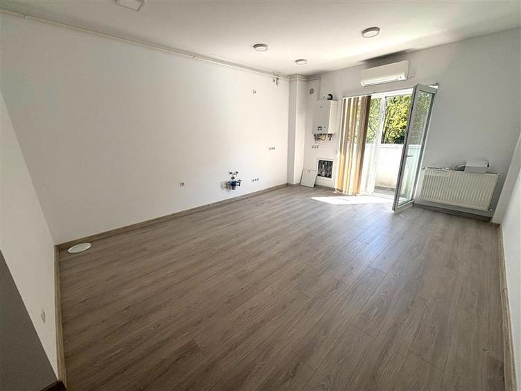 Garsonieră decomandată în Ultracentral