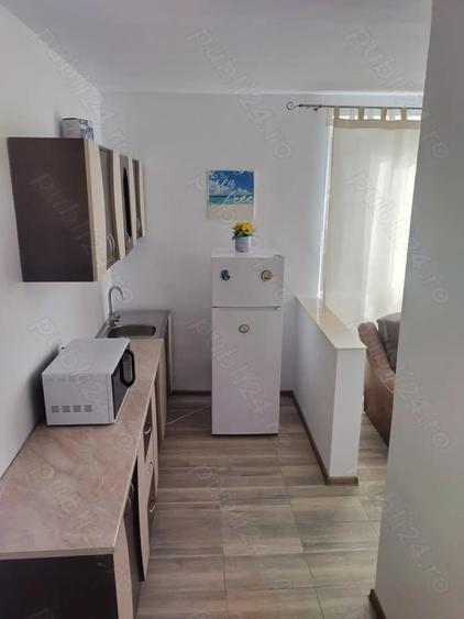 Casă cu 3 camere cu Teren 2596 Mp în Central