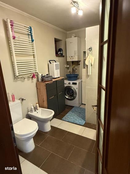 Casă cu 3 camere cu Teren 1000 Mp în Central