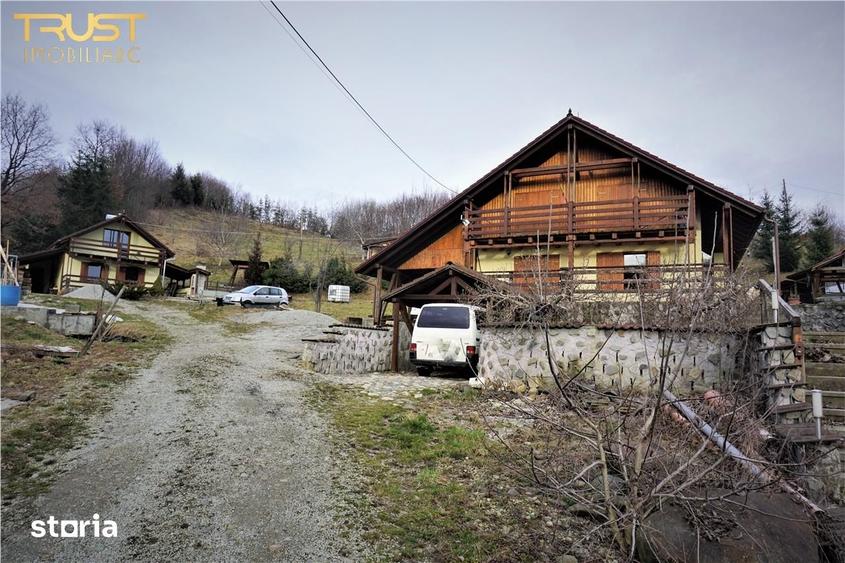 Casă cu 4 camere cu Teren 10423 Mp în Josenii Bârgăului