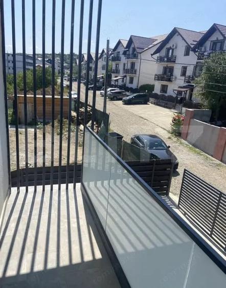 Casă cu 4 camere cu Teren 250 Mp în Hlincea
