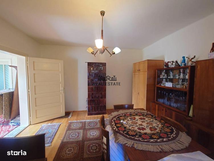 Casă cu 4 camere în Țebea