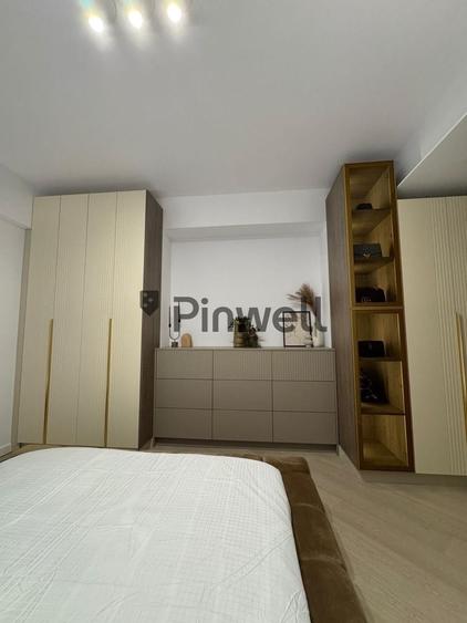 Apartament cu 3 camere semidecomandat, mobilat în Pipera