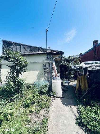 Casă cu 3 camere cu Teren 437 Mp în Andronache