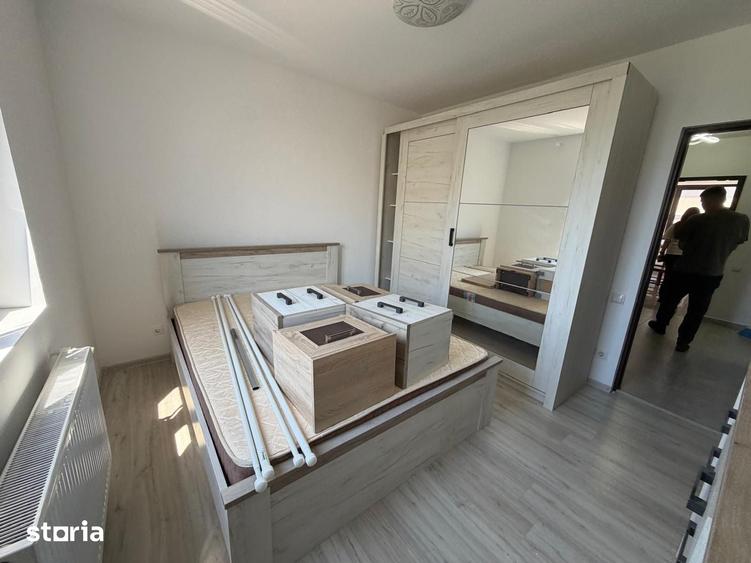 Apartament cu 3 camere decomandat în Titan