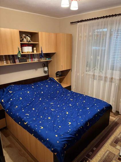 Apartament cu 3 camere decomandat în Biia