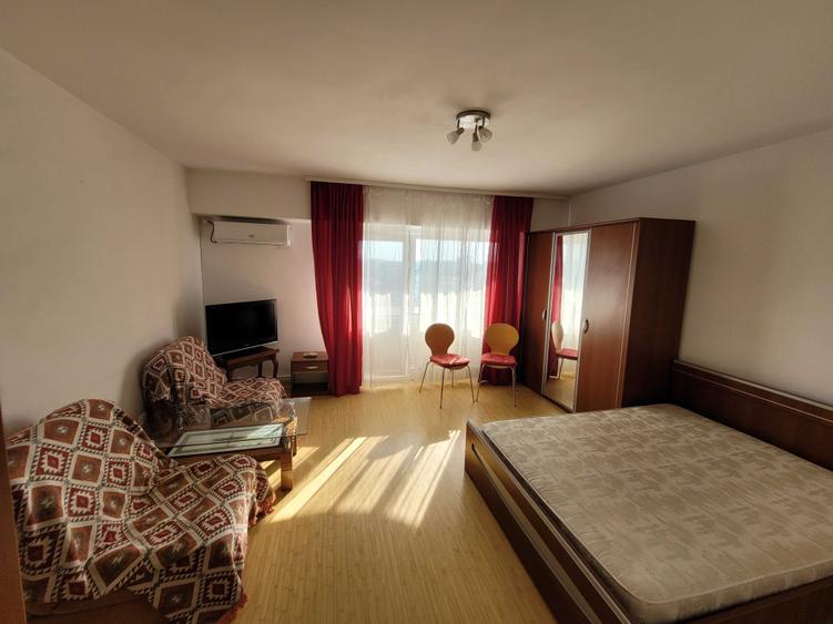 Garsonieră decomandată în Ultracentral
