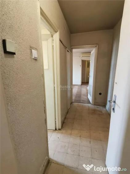 Apartament cu 3 camere semidecomandat în Parcul Circului