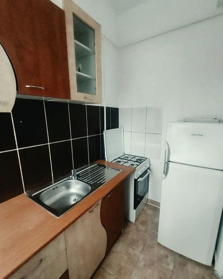 Garsonieră decomandată în Fundeni