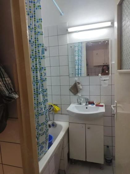 Garsonieră semidecomandată în Central