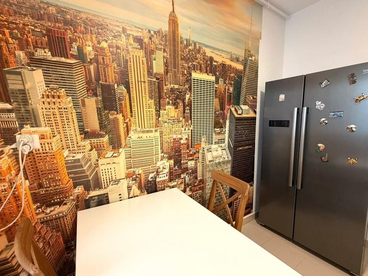 Apartament cu 3 camere, mobilat în Iancu Nicolae