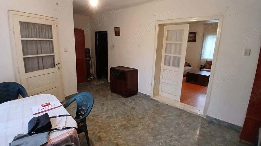 Casă cu 2 camere cu Teren 296 Mp în Teregova