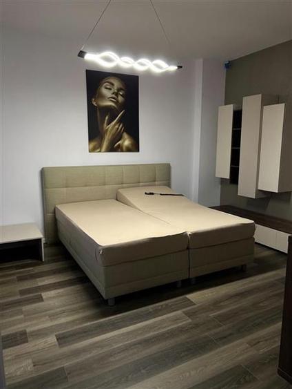 Apartament cu 3 camere decomandat, mobilat în Lipovei