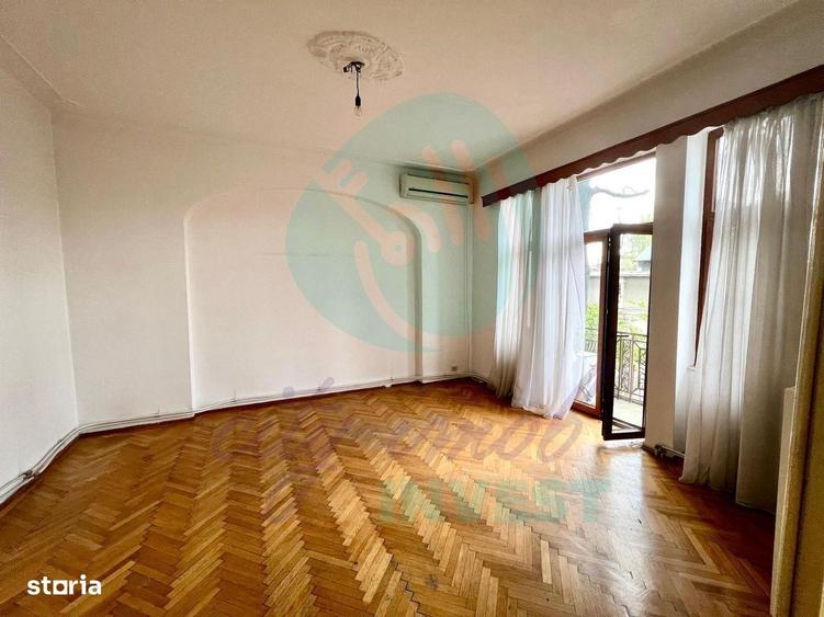 Apartament cu 4 camere, mobilat în Unirii