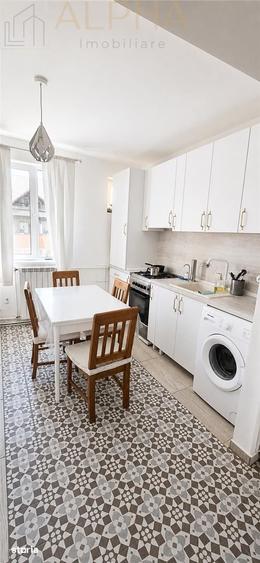 Apartament cu 3 camere în Decebal