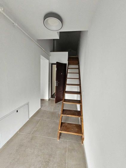 Apartament cu 2 camere decomandat în Firiza