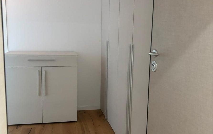 Apartament cu 3 camere în Aviației