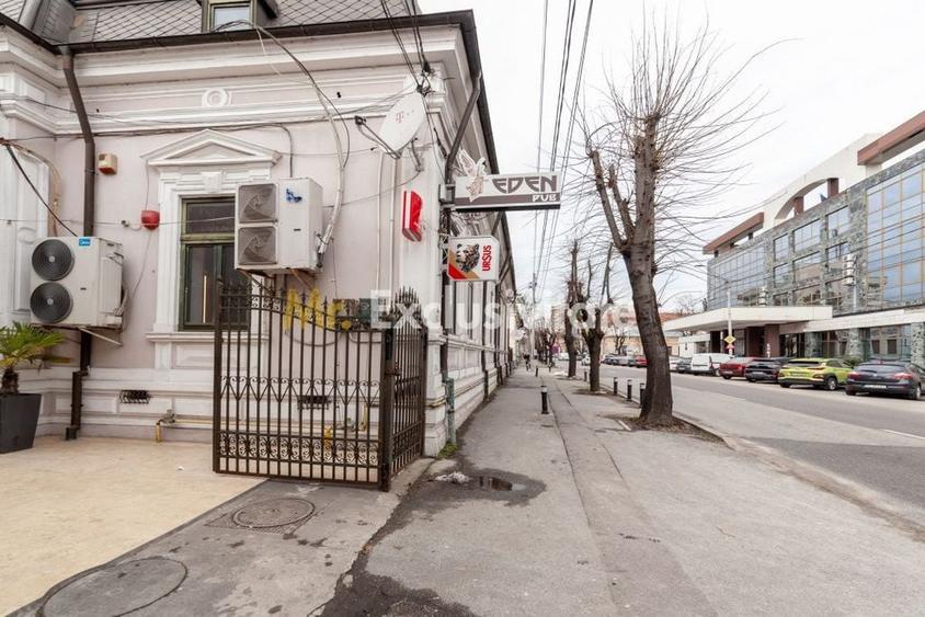 Spațiu comercial, de 235 mp, în Central