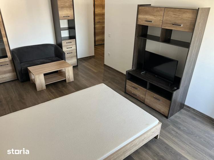 Garsonera spa?ioasa de inchiriat langa mall Sanpetru cu parcare ! - 2