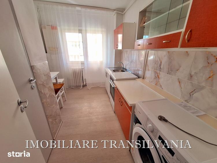 Apartament cu 2 camere decomandat în Independenței