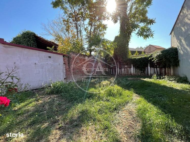 Casa de vanzare cu 4 camere in zona Nufaru, Oradea