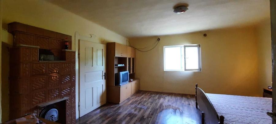 Casă cu 3 camere în Câmpulung la Tisa