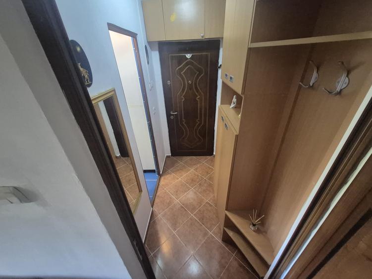 Apartament cu 2 camere nedecomandat în Tătărași