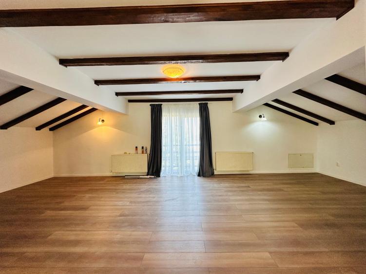 Casă individuală cu 5 camere cu Teren 513 Mp în Tunari