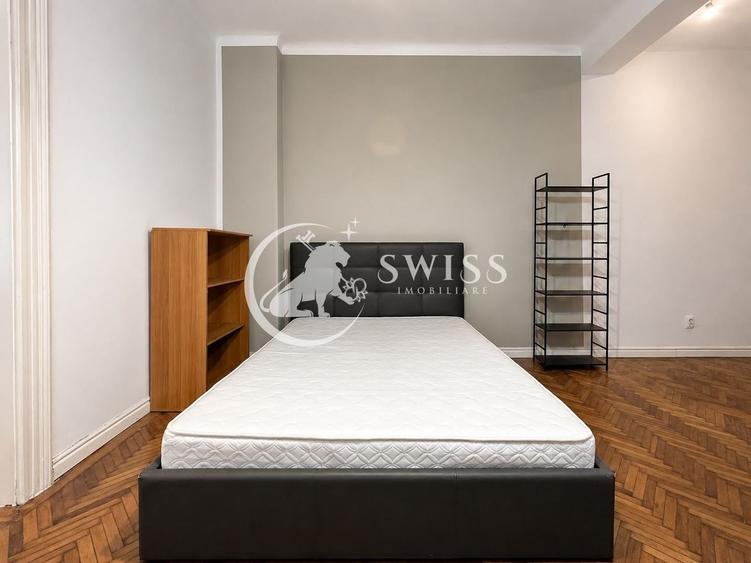 Casă individuală cu 3 camere cu Canalizare în Central