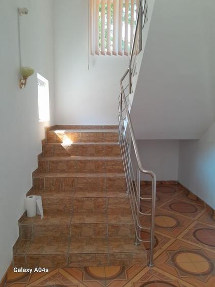 Casă cu 3 camere cu Teren 100 Mp în Băneasa