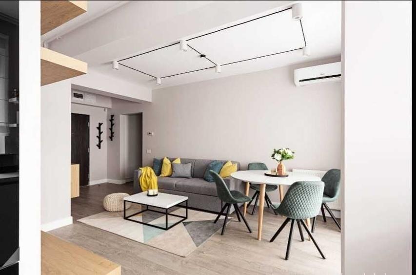 Apartament cu 3 camere decomandat în Ultracentral