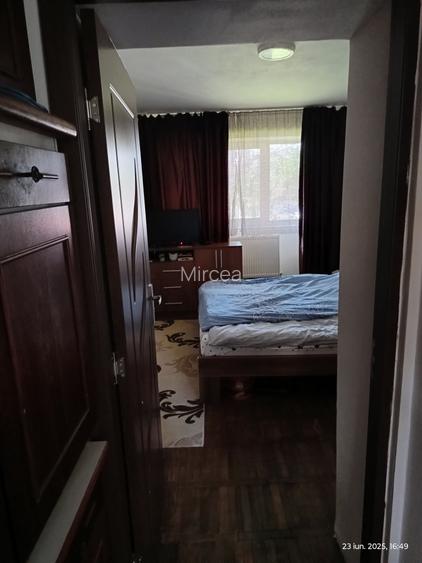 Apartament 3 camere parter Vulcan