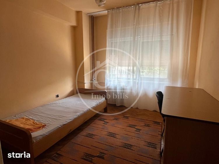 Apartament cu 3 camere decomandat în Orașul Nou