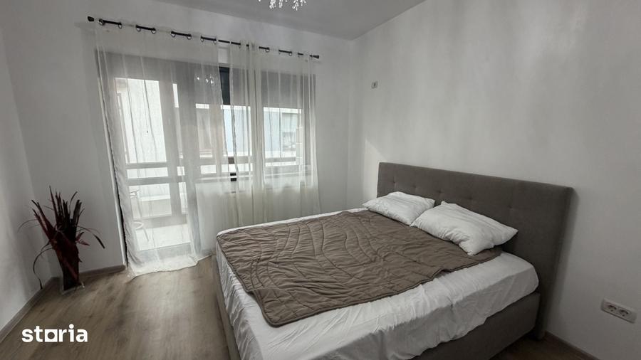 Casă cu 5 camere cu Teren 100 Mp în Chiajna