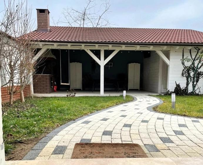 Casă cu Teren 283 Mp în Lupeni