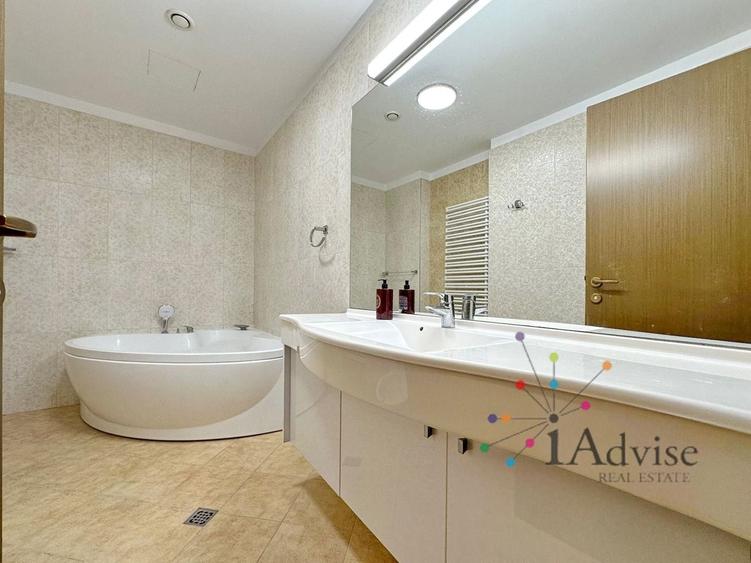 Apartament cu 3 camere decomandat, mobilat în Drumul Poienii