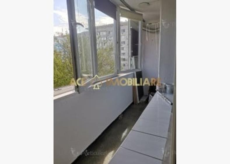 Apartament cu 2 camere semidecomandat, mobilat în Gara de Nord