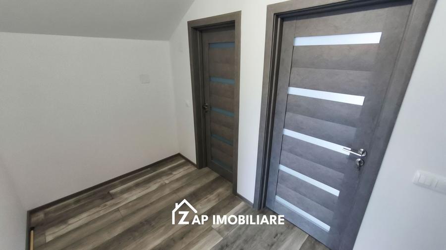 Duplex cu 4 camere cu Canalizare în Sângeorgiu de Mureș
