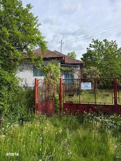 Casă cu 2 camere cu Teren 90 Mp în Cojocna