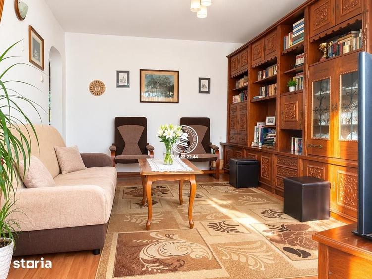 Apartament cu 3 camere decomandat în Central