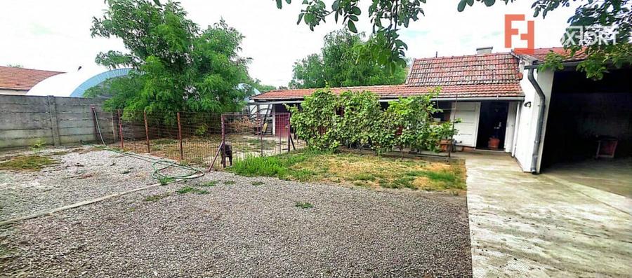 Casă cu 4 camere cu Teren 547 Mp în Central