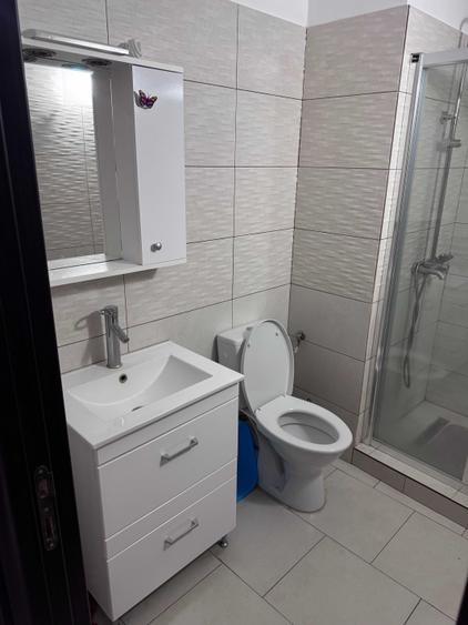Garsonieră decomandată în Colentina