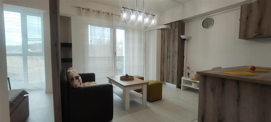 Apartament cu 2 camere decomandat în Tătărași
