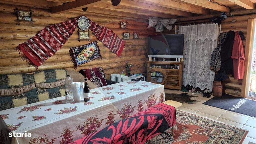 Casă cu 3 camere în Dolhești