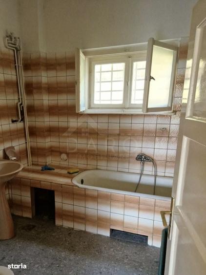 Casă cu 4 camere cu Teren 421 Mp în Central
