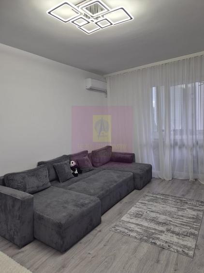 Apartament cu 2 camere decomandat în Fundeni