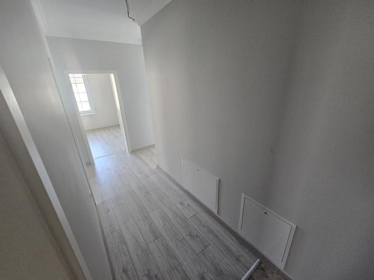 Apartament cu 2 camere decomandat în Girocului
