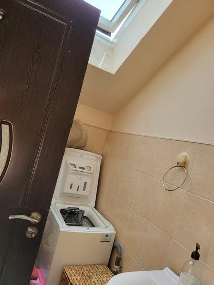 Apartament cu 3 camere semidecomandat, mobilat în Florești — fotografia 3