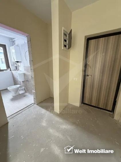 Apartament cu 3 camere semidecomandat, mobilat în Borhanci